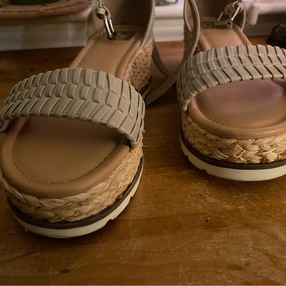 Dolce Vita platform sandals vegan leather size 9 - Picture 8 of 12